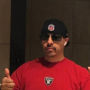 Meet your Posher, Hector